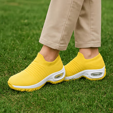 Load image into Gallery viewer, Breathable No-Tie Stretch Shoes - Yellow