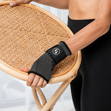 Load image into Gallery viewer, Wrist Recovery Brace