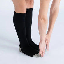 Load image into Gallery viewer, Compression Socks - Black White
