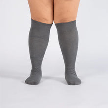 Load image into Gallery viewer, Padded Extra-Stretch Knee Socks
