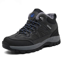Load image into Gallery viewer, Yosemite Trail Men&#39;s Hiking Boots
