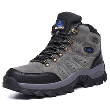 Load image into Gallery viewer, Montana Mountains Men&#39;s Hiking Boots

